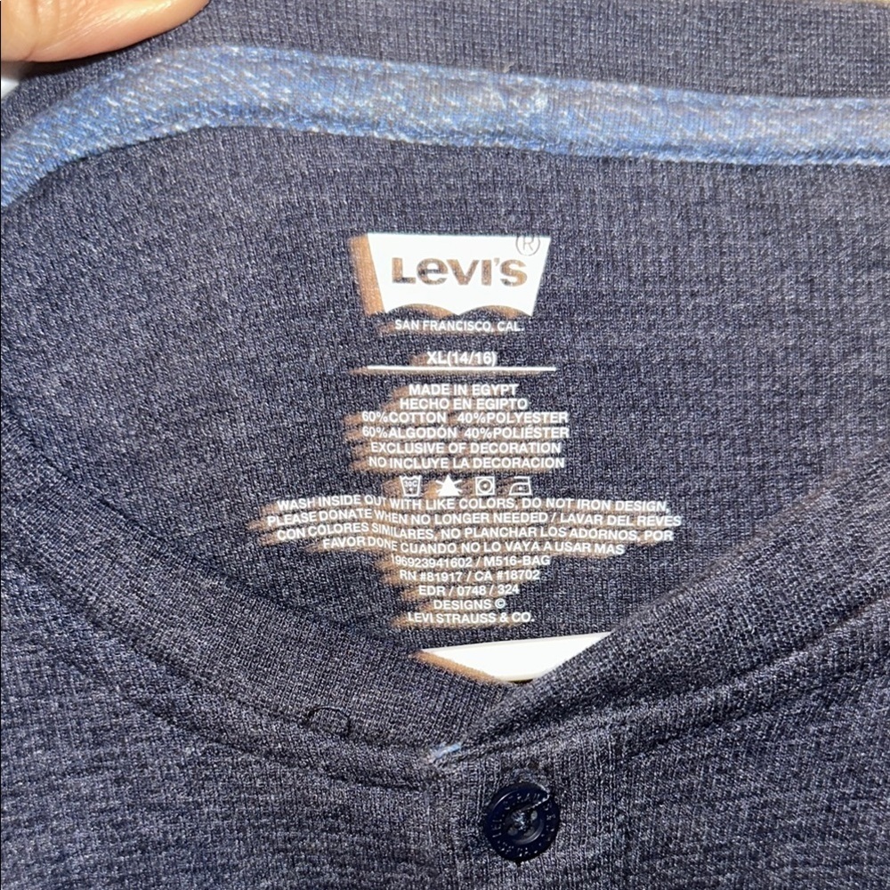 Levi's Boys Size XL 14-16 Navy Thermal Henley Tee Shirt Long Sleeve - Picture 2 of 4